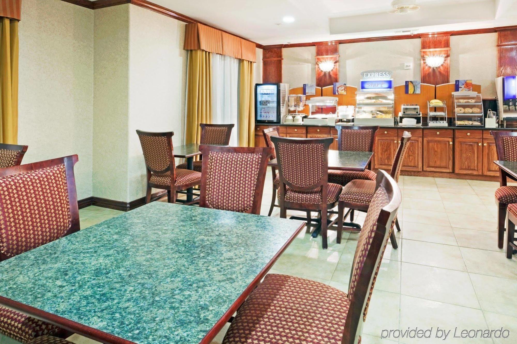 Holiday Inn Express & Suites Dallas - Duncanville, An Ihg Hotel Étterem fotó